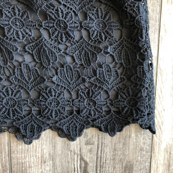 BLACK LACE DRESS - Picture 6 of 7